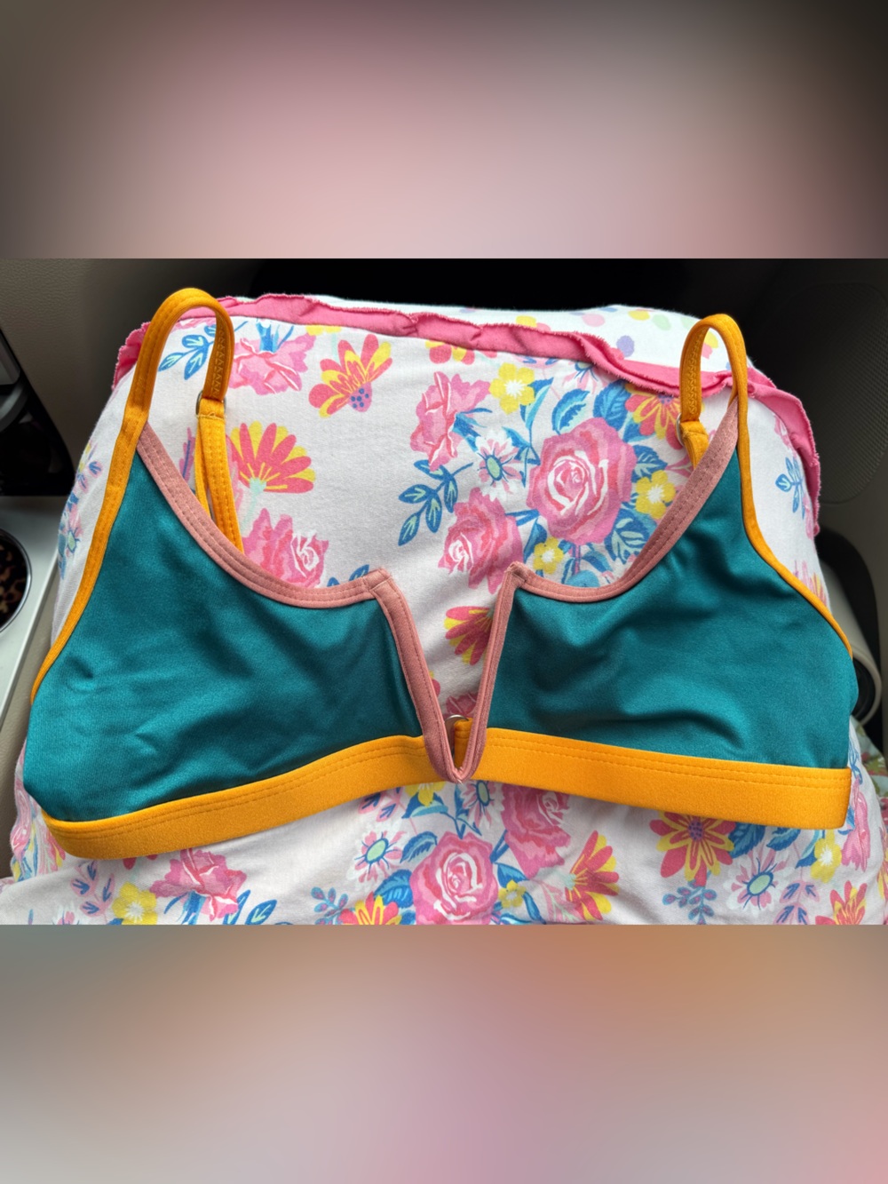 ONEONE Jenna Top medium perfect condition smoke pet free home